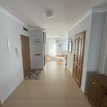 Viola Apartment *